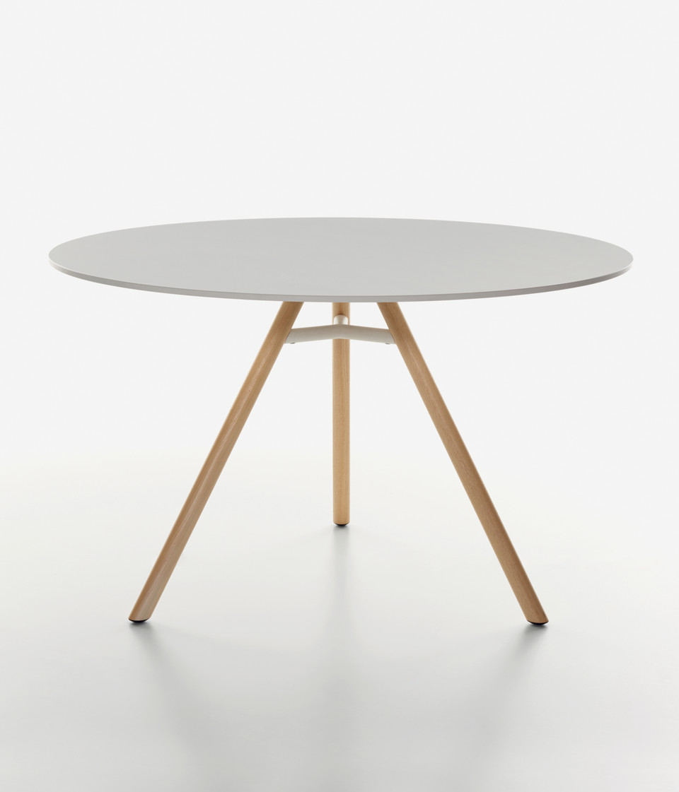 Plank - MART table, round table top, natural ash legs, white HPL top
