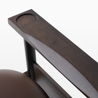 sombra lounge chair in ash brown detail