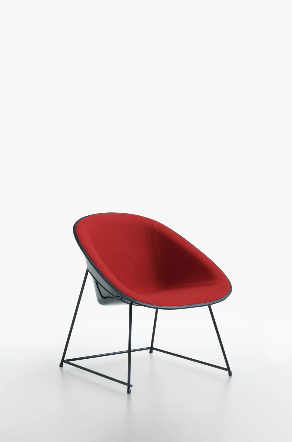 CUP lounge chair