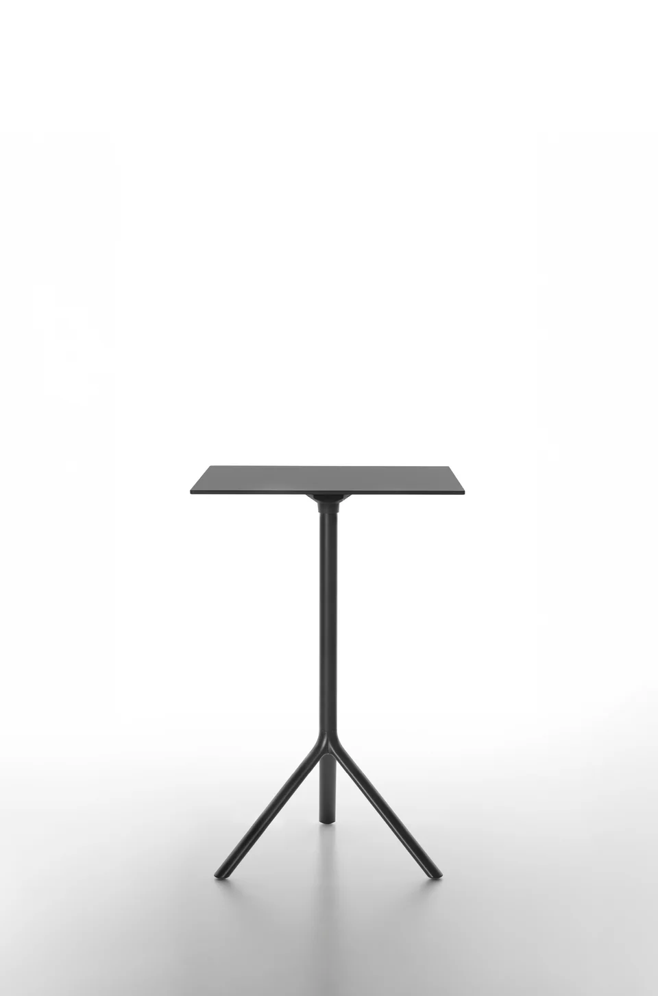 MIURA table square, 108 cm