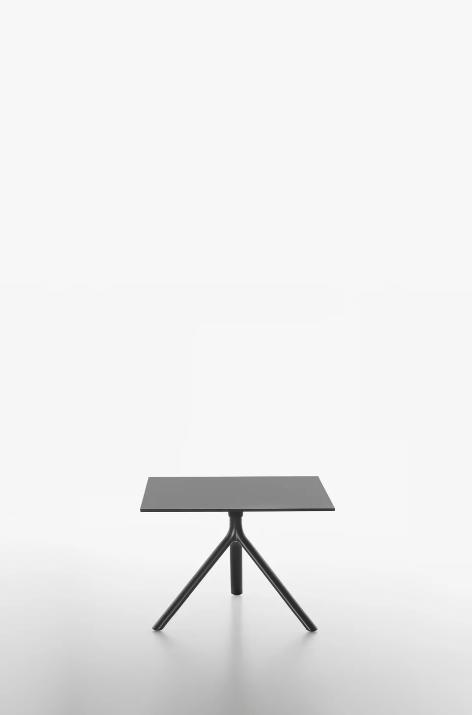 MIURA table square, 50 cm