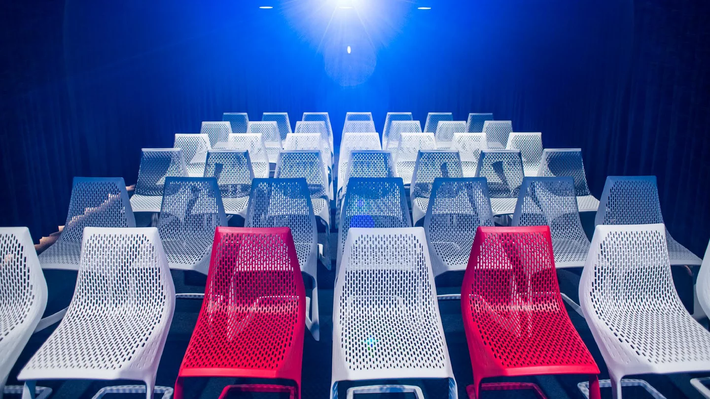 Vilnius Airport Movie Theatre, Film Box LT Vilnius Airport Movie Theatre, Film Box LT
