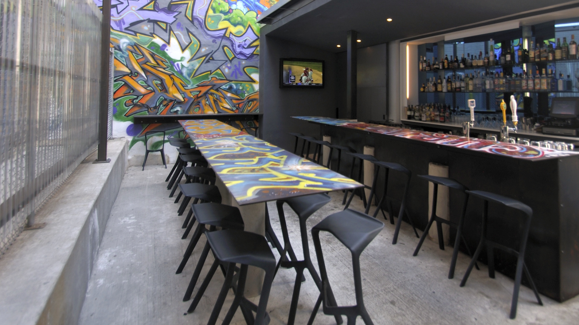 Sampan Graffiti Bar - MIURA stool Sampan Graffiti Bar - MIURA stool